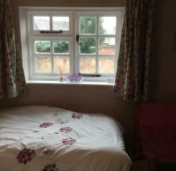 Old Beams Bed & Breakfast