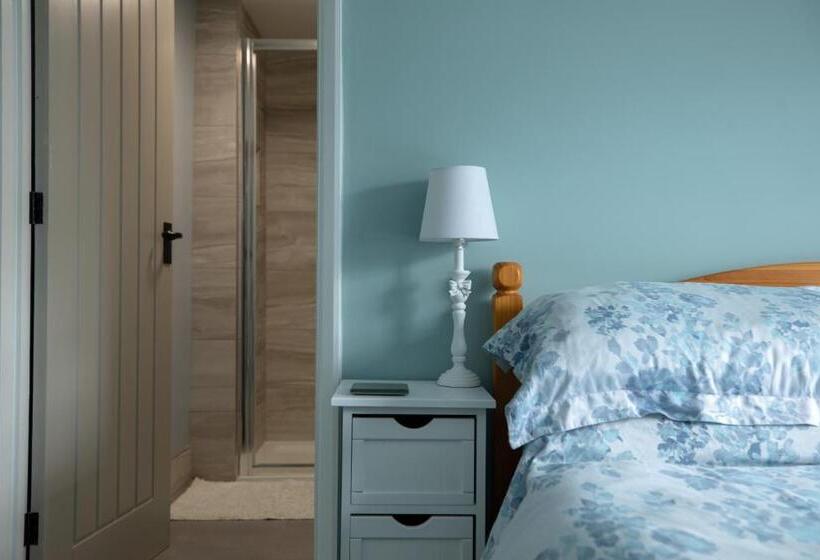 Old Beams Bed & Breakfast