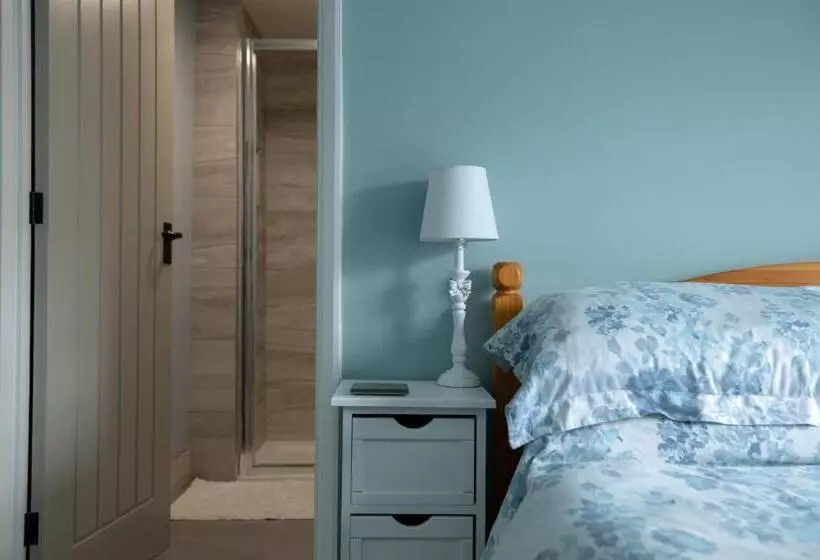 Old Beams Bed & Breakfast