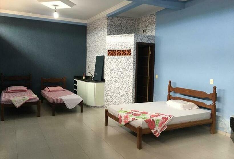 פנסיון Bom Jardim