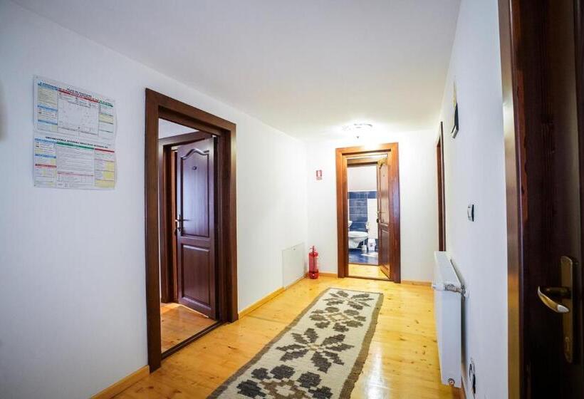 بنسيون Casa Luca