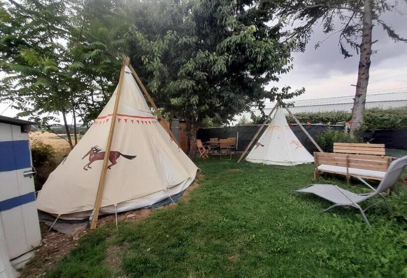 Pensionat Les Flots De Ma Vie Chambres D Hotes Et Tipi Florence Et Virginie Gossin