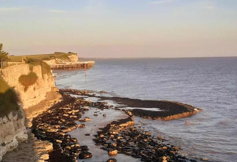 Majatalo Les Flots De Ma Vie Chambres D Hotes Et Tipi Florence Et Virginie Gossin