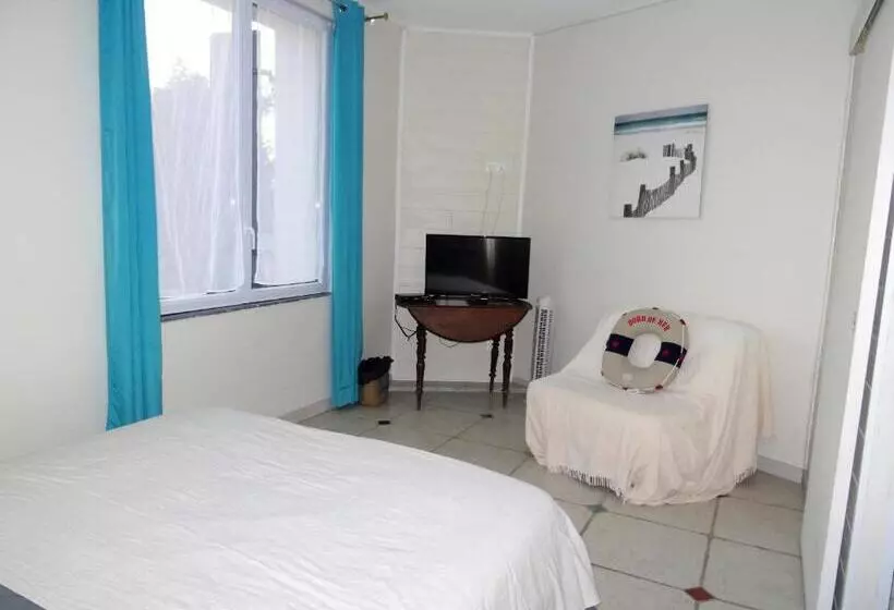 Majatalo Les Flots De Ma Vie Chambres D Hotes Et Tipi Florence Et Virginie Gossin