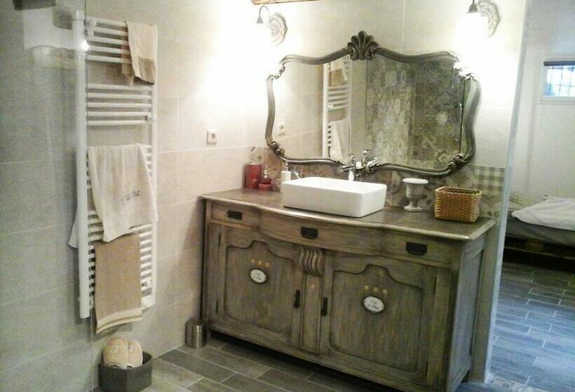 ペンション Les Pondres En Vaunage