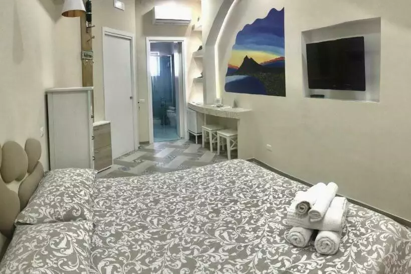 ペンション Vesuvio Rooms