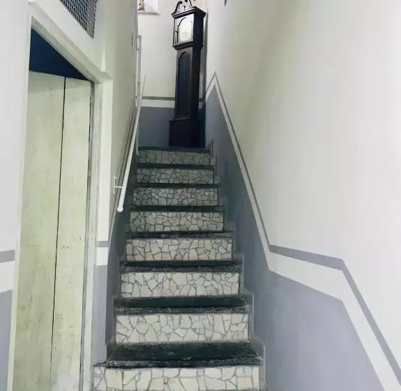 ペンション Vesuvio Rooms