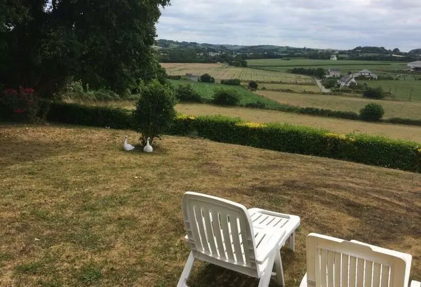 Aamiaismajoitus (B&B) Aux 2 Oies