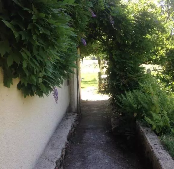 Aamiaismajoitus (B&B) Chambres D Hotes Des Forets