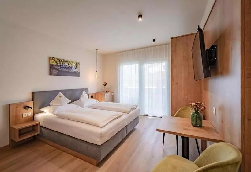 ベッドアンドブレックファースト Rebenheim