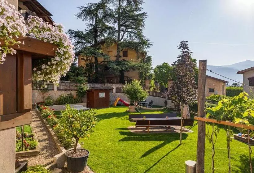 ベッドアンドブレックファースト Rebenheim