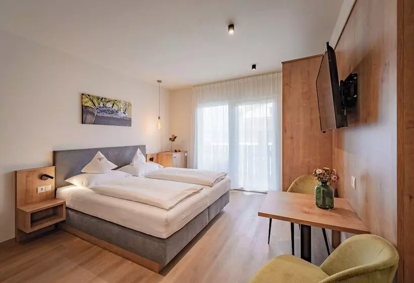 ベッドアンドブレックファースト Rebenheim