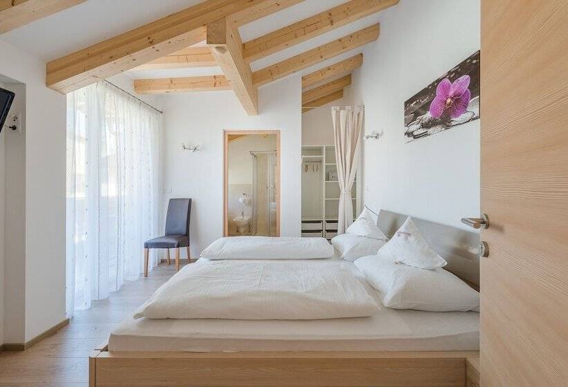 住宿加早餐 Rebenheim