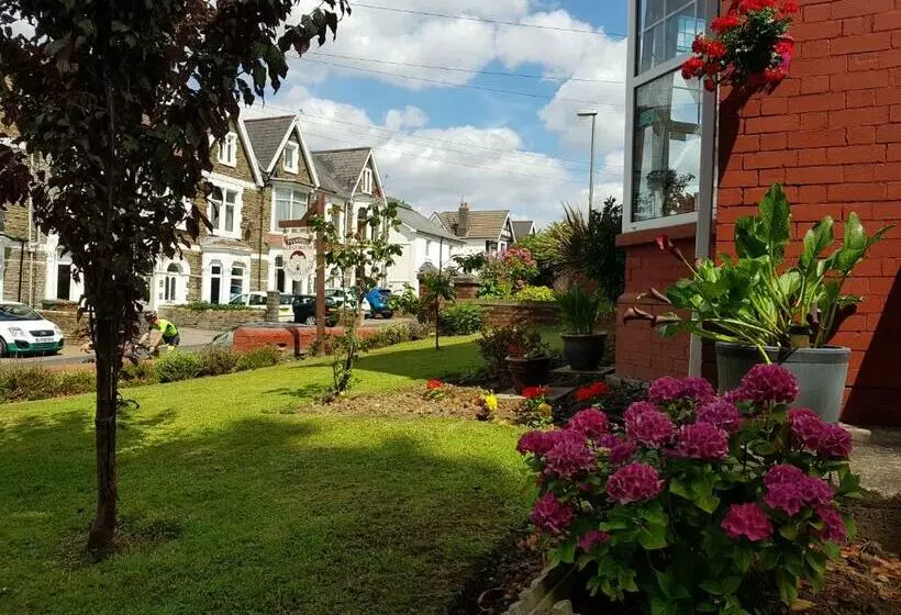 Aamiaismajoitus (B&B) Ty Castell Guest House