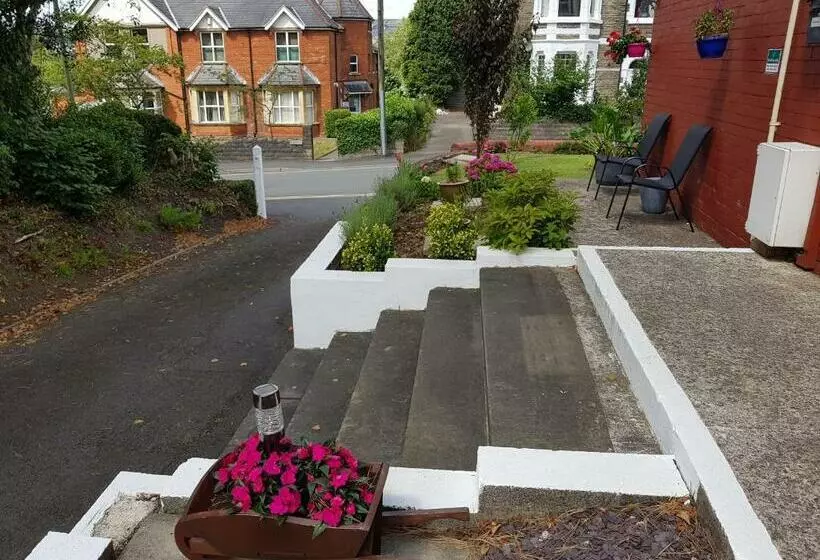 Aamiaismajoitus (B&B) Ty Castell Guest House