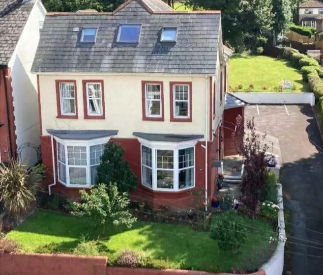 Aamiaismajoitus (B&B) Ty Castell Guest House