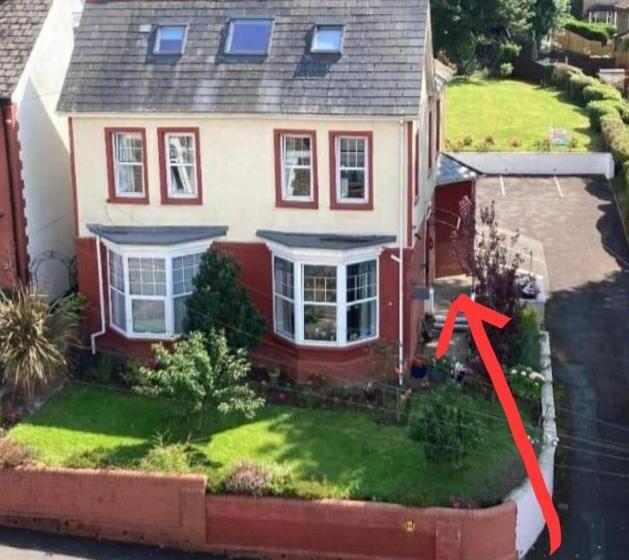 مبيت وإفطار Ty Castell Guest House