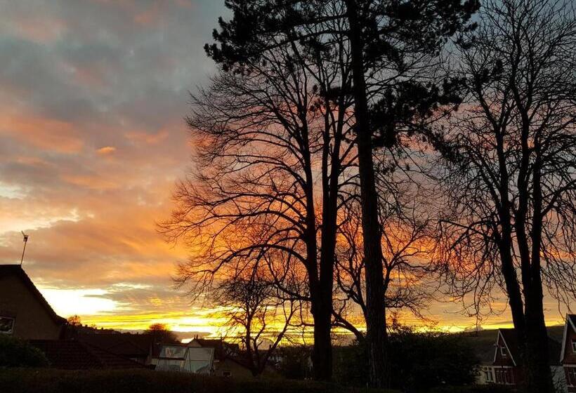 مبيت وإفطار Ty Castell Guest House