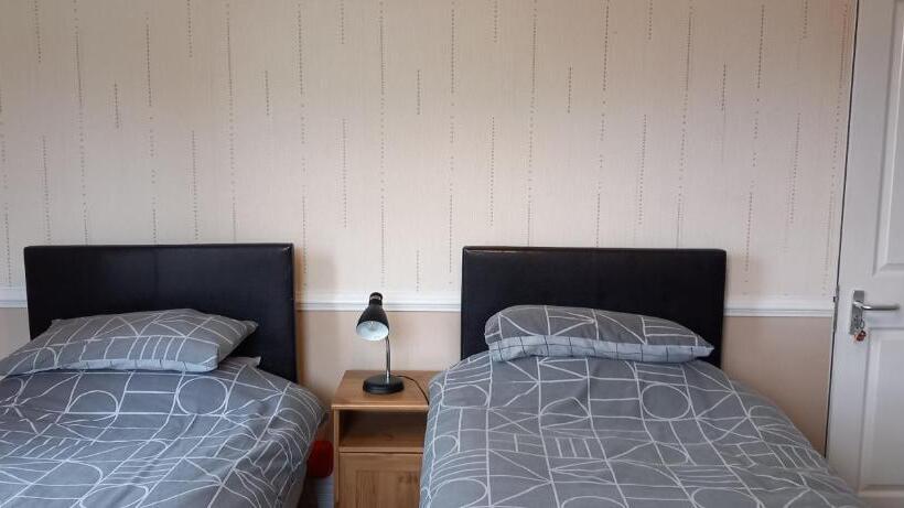 مبيت وإفطار Ty Castell Guest House