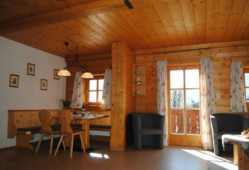 ホテル Ferienwohnungen Anderlbauer