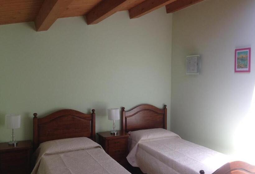 בית מלון כפרי Villa Tiberio