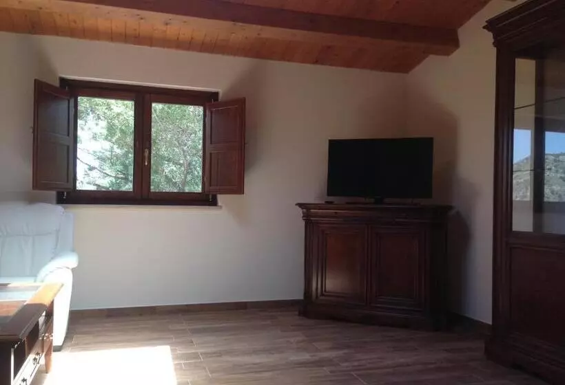هتل Villa Tiberio