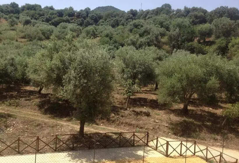 هتل Villa Tiberio