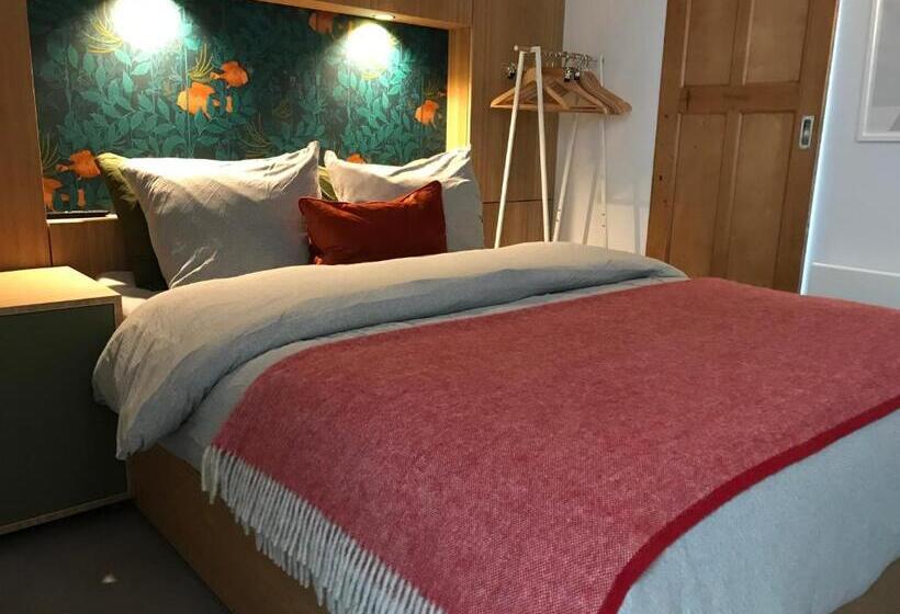 پانسیون Sommarhus