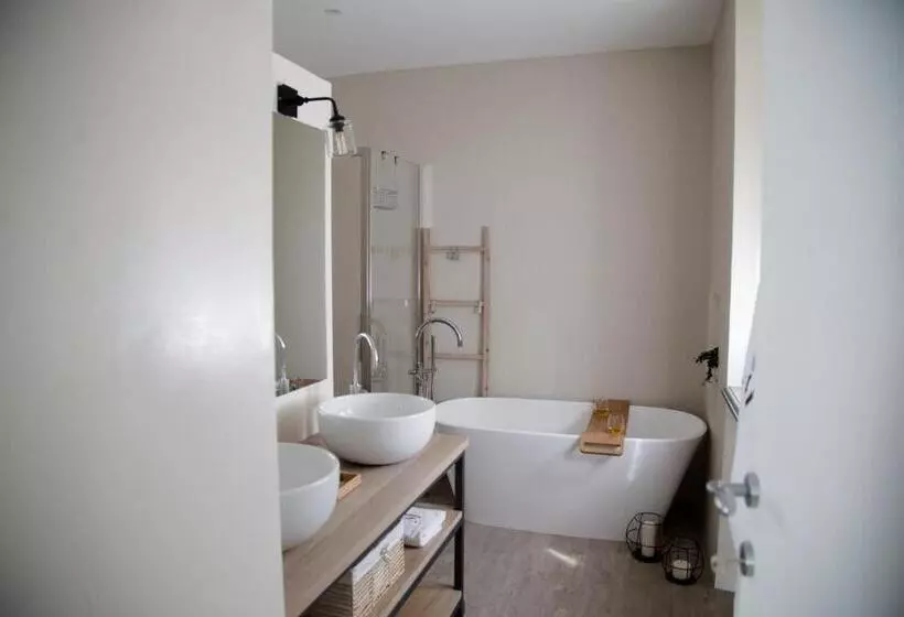 Amarti Suites B&b