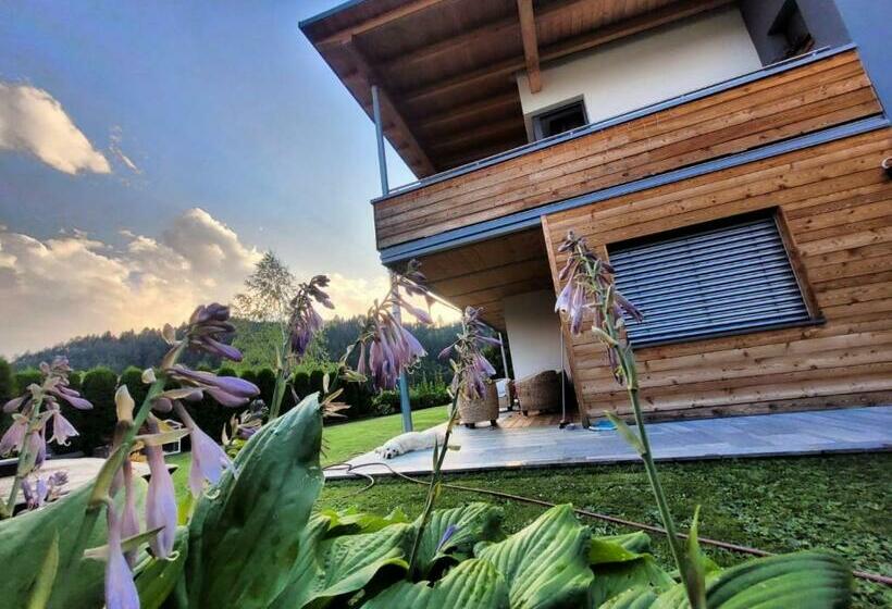 住宿加早餐  Casa De Fiemme