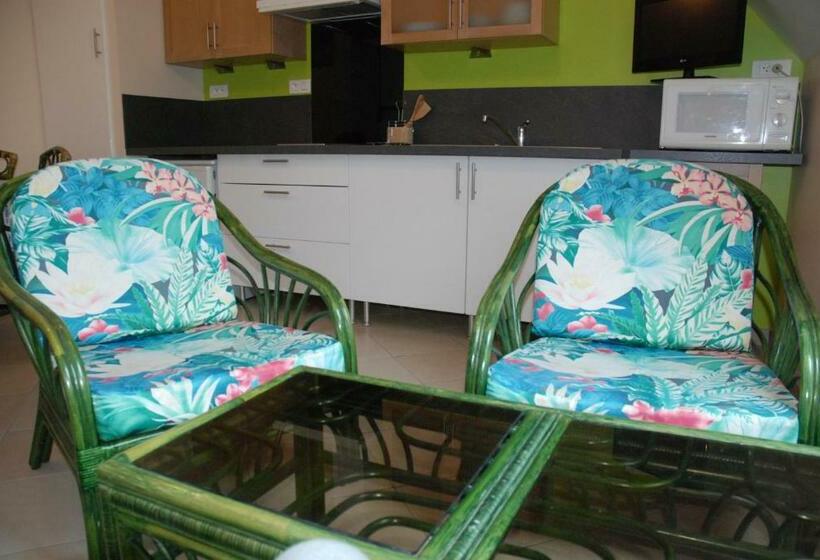 민박 E Harz Ar Menez