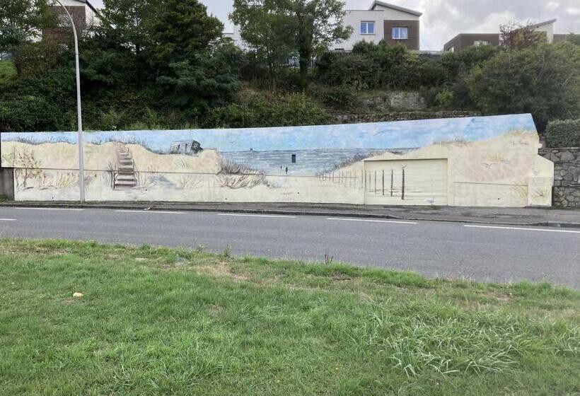 تختخواب و صبحانه Les Paridés