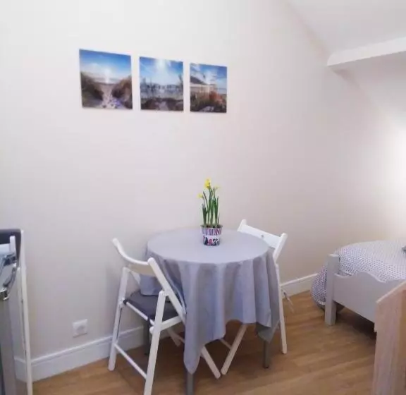 Aamiaismajoitus (B&B) Les Paridés