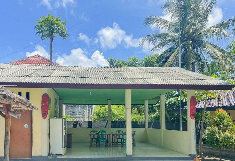 펜션 Ekas Beach Guesthouse Mitra Reddoorz