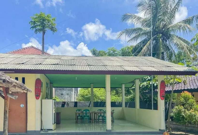 ペンション Ekas Beach Guesthouse Mitra Reddoorz