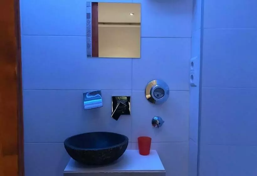 ペンション Tu Ferienzimmer In Ulm Stadtmitte