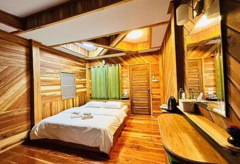 استراحتگاه Magmai Homestay & Tower