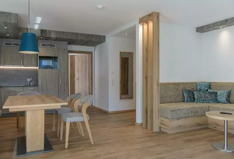 Aktiv  & Gesundheitsresort Das Gxund   Thermeneintritt Inklusive