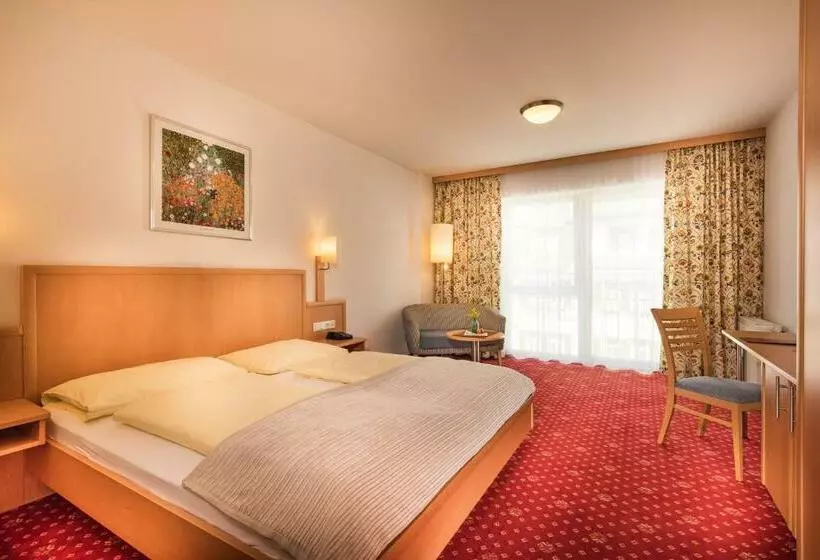 Aktiv  & Gesundheitsresort Das Gxund   Thermeneintritt Inklusive