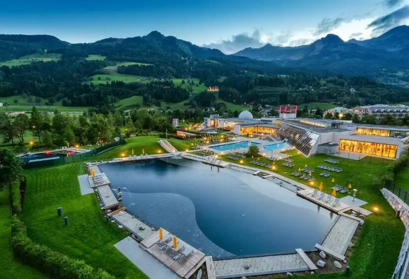 Aktiv  & Gesundheitsresort Das Gxund   Thermeneintritt Inklusive