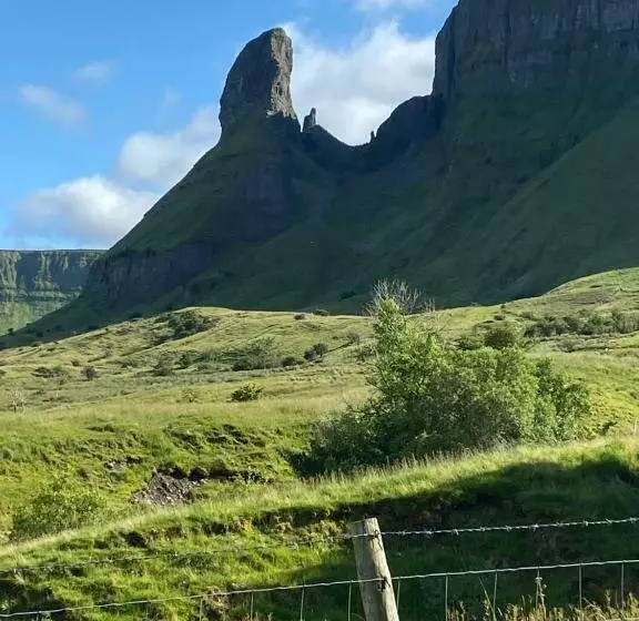 Retkeilymaja Five Glens Inn