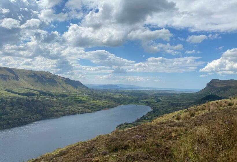 호스텔 Five Glens Inn