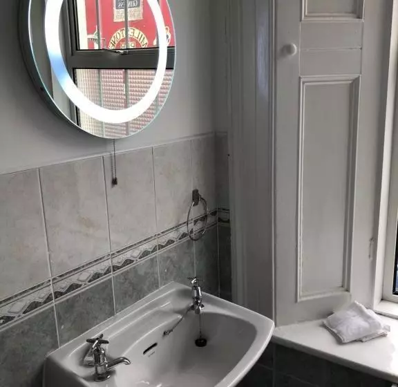 Retkeilymaja Five Glens Inn