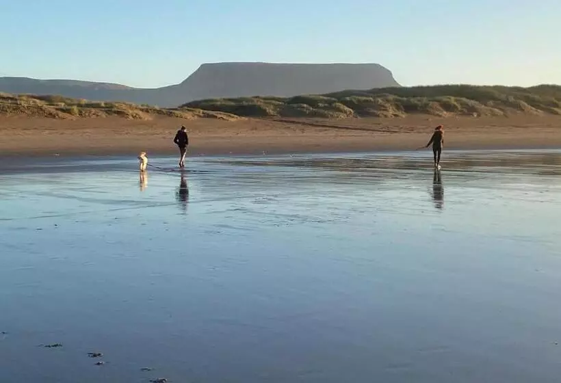 Retkeilymaja Five Glens Inn