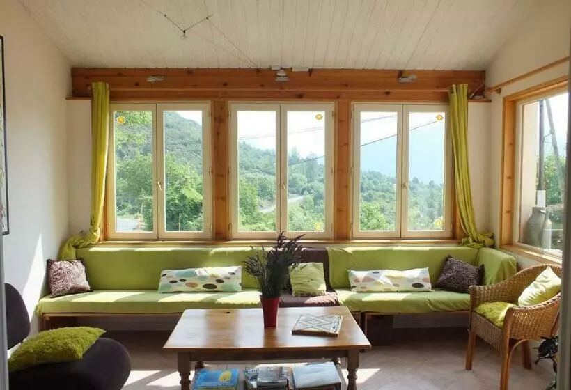 Retkeilymaja Gite De La Baume , Aux Délices Du Verdon