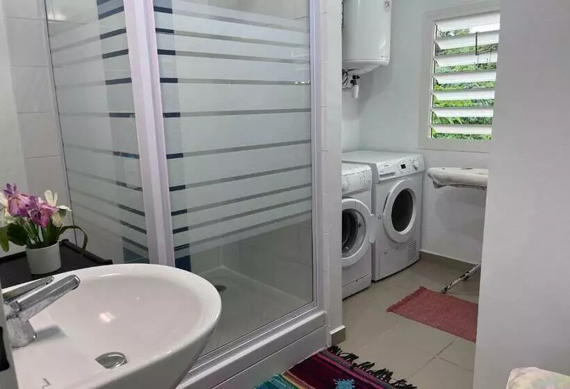 تختخواب و صبحانه Chambre D Hôte à 5mn De L’aéroport