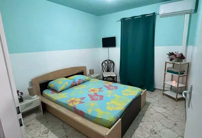 تختخواب و صبحانه Chambre D Hôte à 5mn De L’aéroport