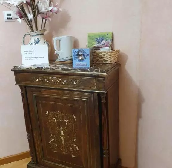 ベッドアンドブレックファースト Chambre D Hôtes   La Maurillonnette