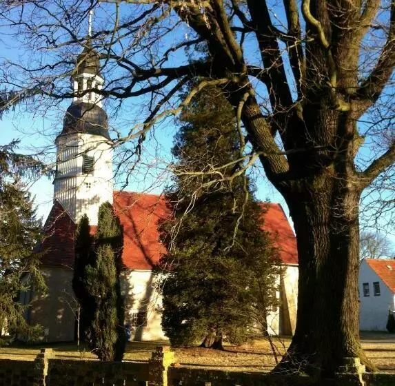 Aamiaismajoitus (B&B) Charlottes Pfarrgarten