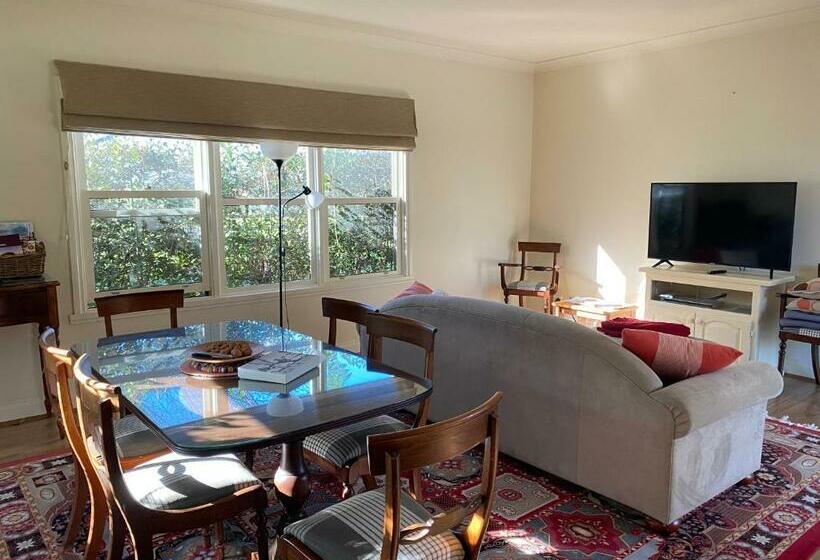 住宿加早餐  King River Cottage